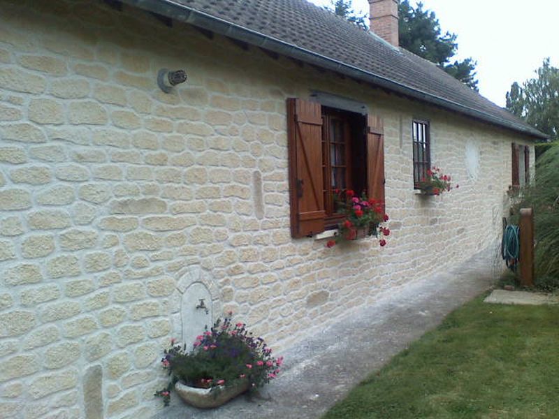 Joint à la chaux, façade en pierre à Châteauroux